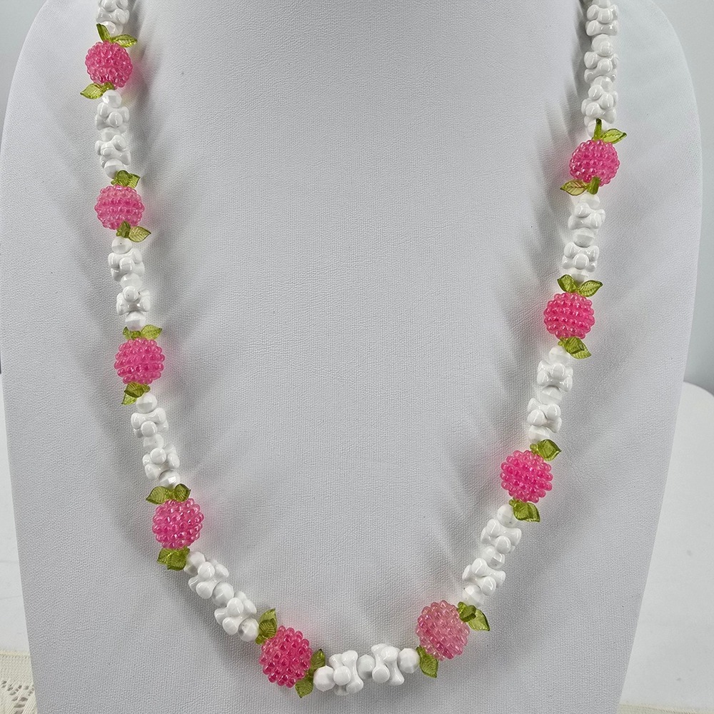 Vintage Pink Raspberry Fruit Salad Beaded Necklace White Beads 28"